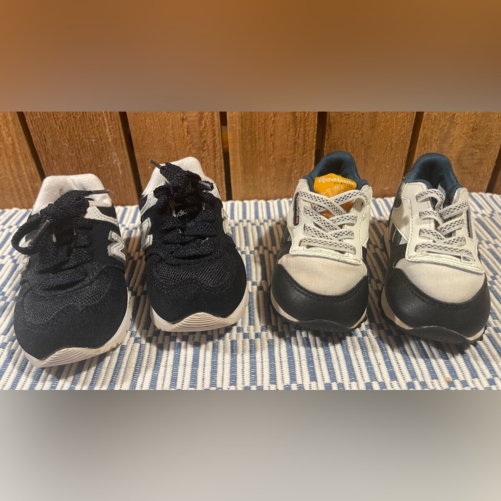 1 Pair Nike And 1 Pair Reebok Boy Baby Sneakers Sz 4